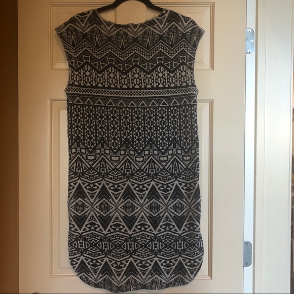 Velvet by Graham and Spencer tunic dress. - Picture 2 of 4